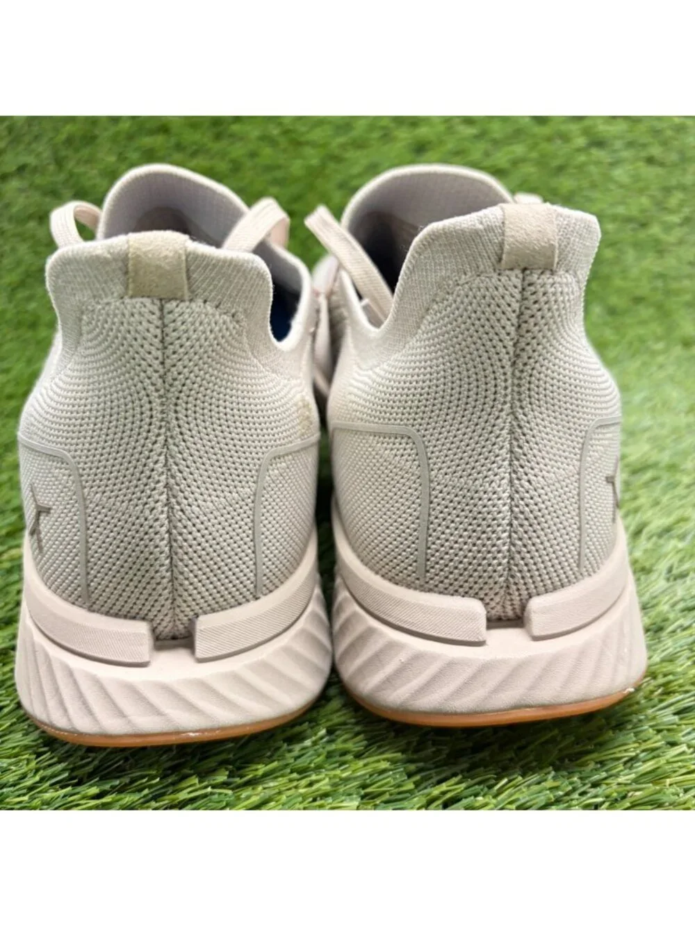 Flux Footwear Adapt Runner Sand Gum Mens Size 10.5 Athletic Knit Shoes Sneakers